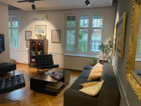 The Crown Luxury Suite